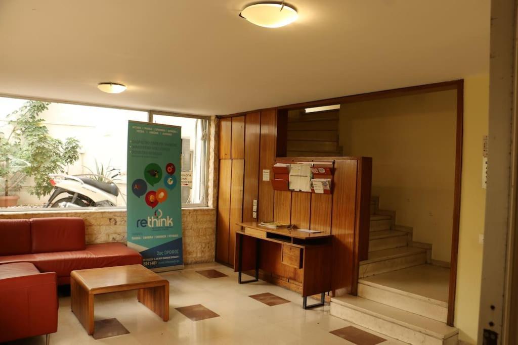 Appartamento Glyfada Path Of Poets Atene Esterno foto